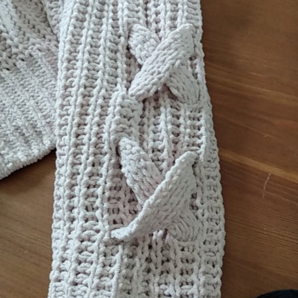 Candies sweater - Picture 2 of 3
